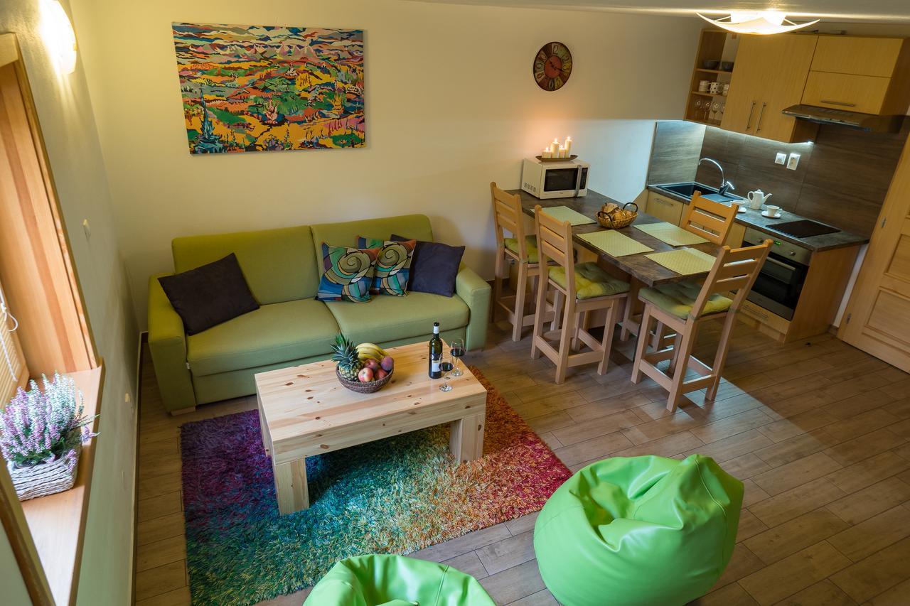 דמנובסקה דולינה Apartment House Kongen מראה חיצוני תמונה