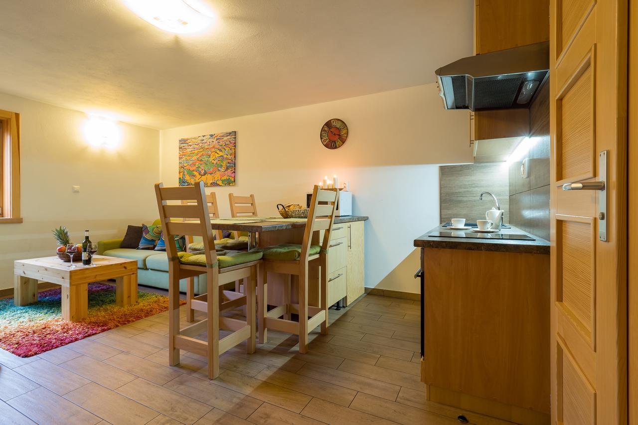 דמנובסקה דולינה Apartment House Kongen מראה חיצוני תמונה