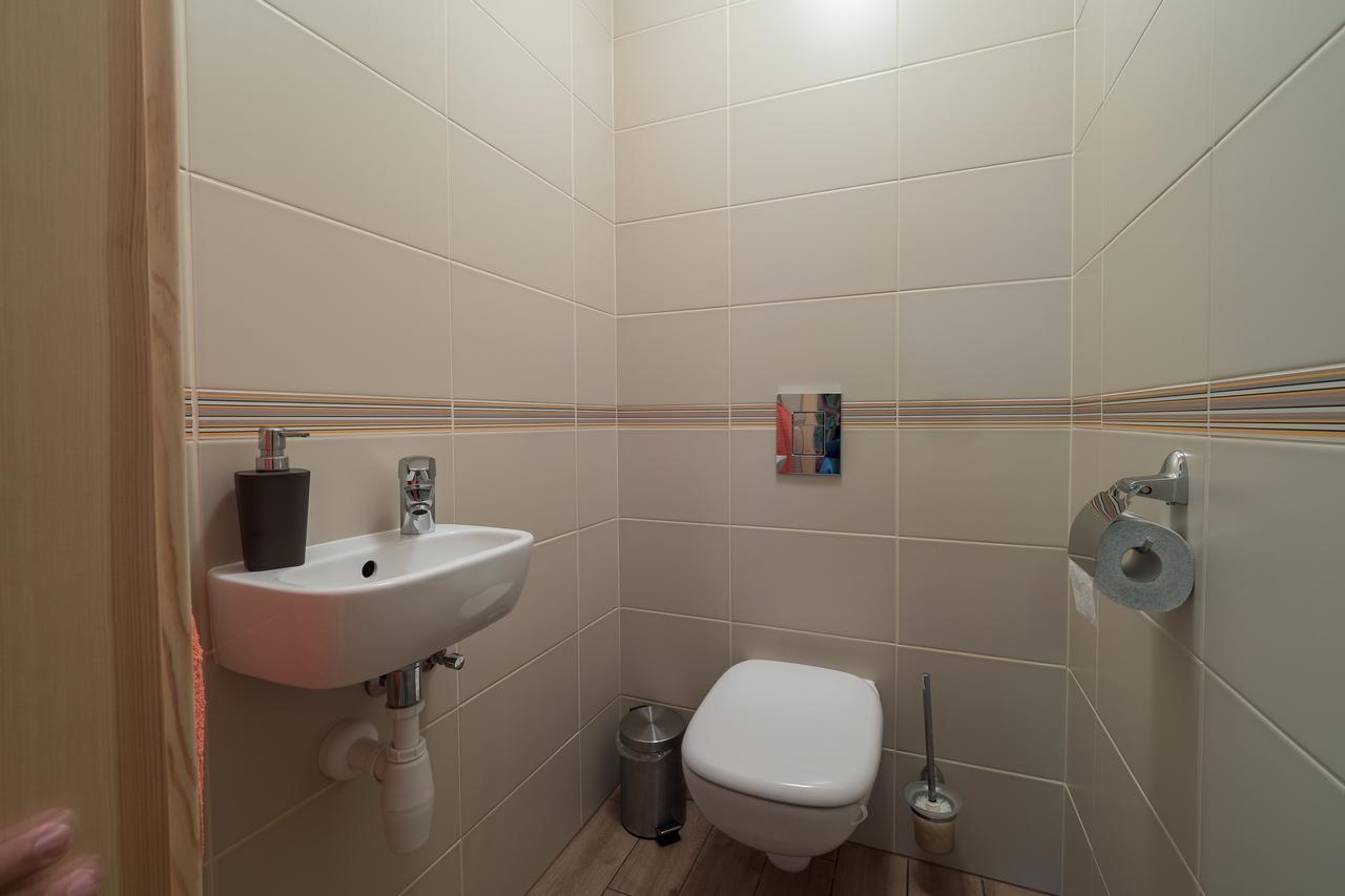 דמנובסקה דולינה Apartment House Kongen מראה חיצוני תמונה